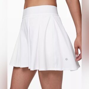 Lululemon Size 2 White Skort